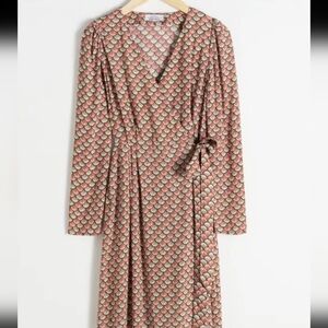 &Other Stories Fan Print Midi Wrap Dress